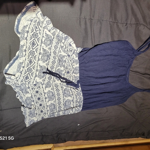 Romper - Picture 3 of 4